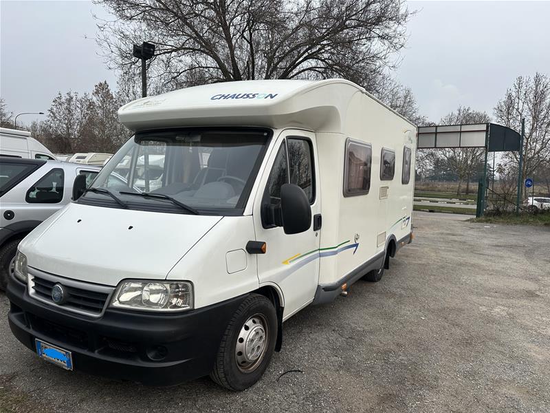Chausson - FLASH 8 PORTAMOTO - Noleggio Furgoni Torino